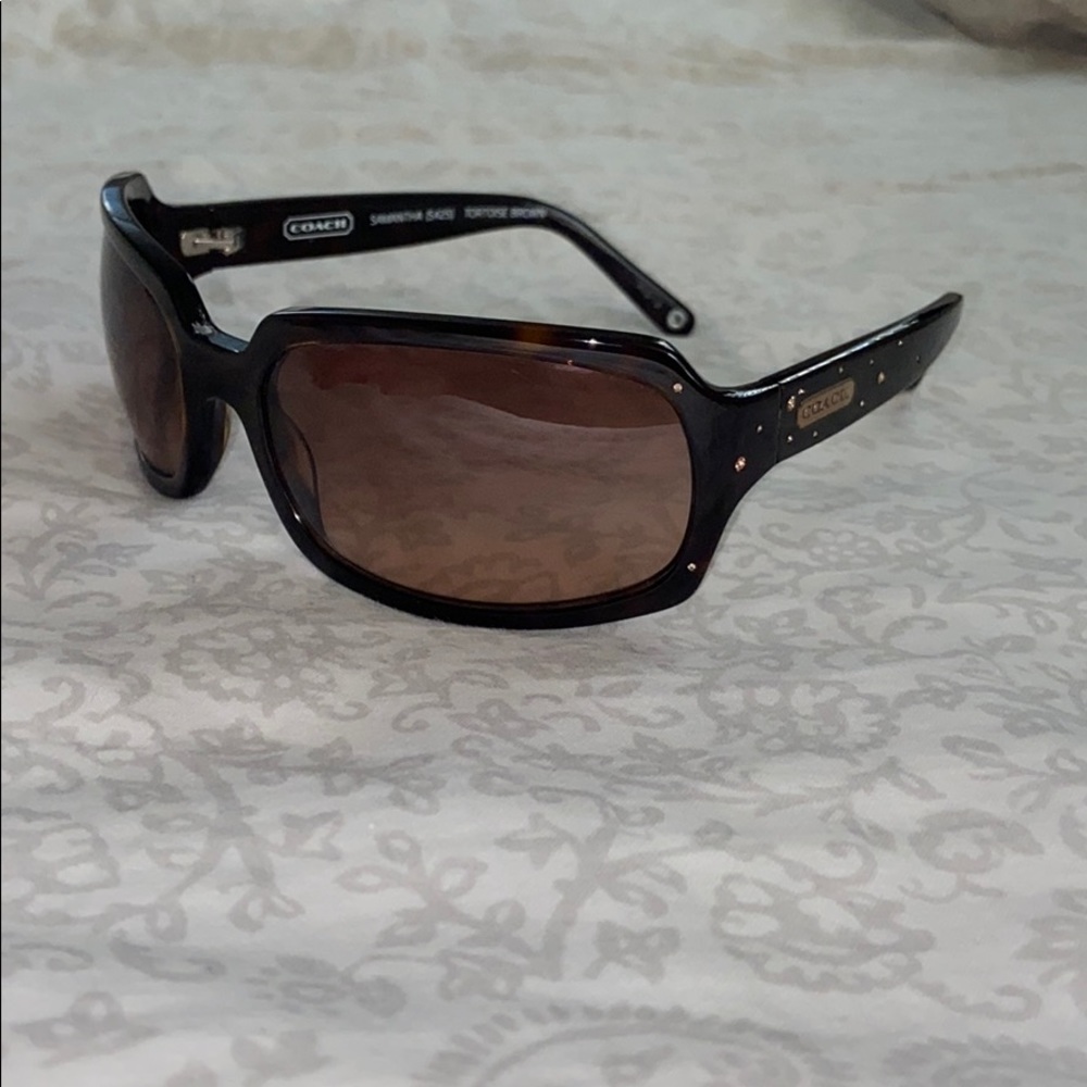 Coach “Samantha” sunglasses!